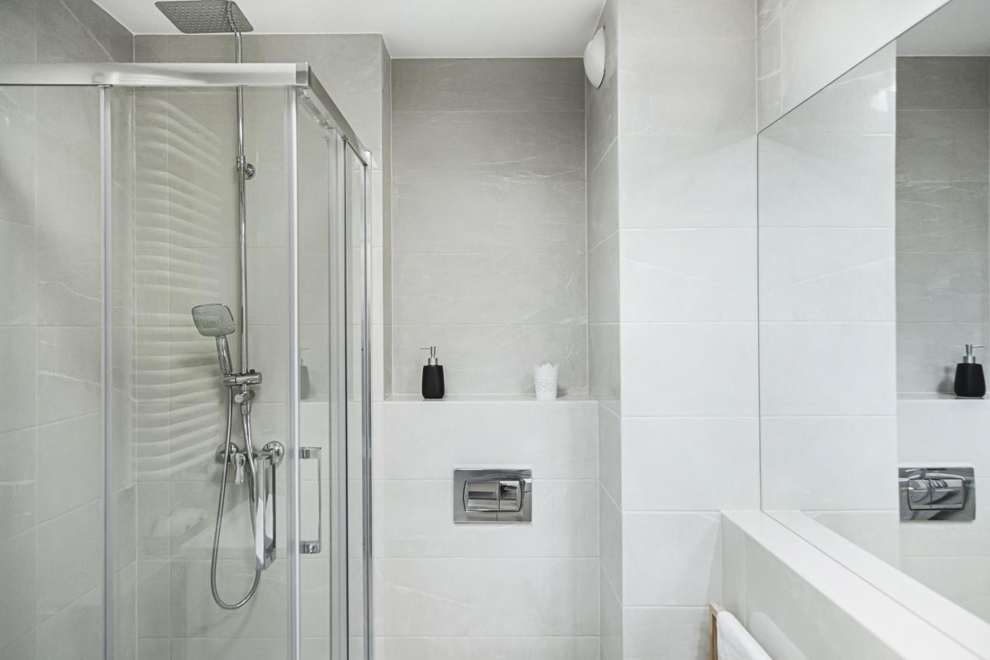 Komfort Z Balkonem W Centrum Wrocław Eksteriør bilde